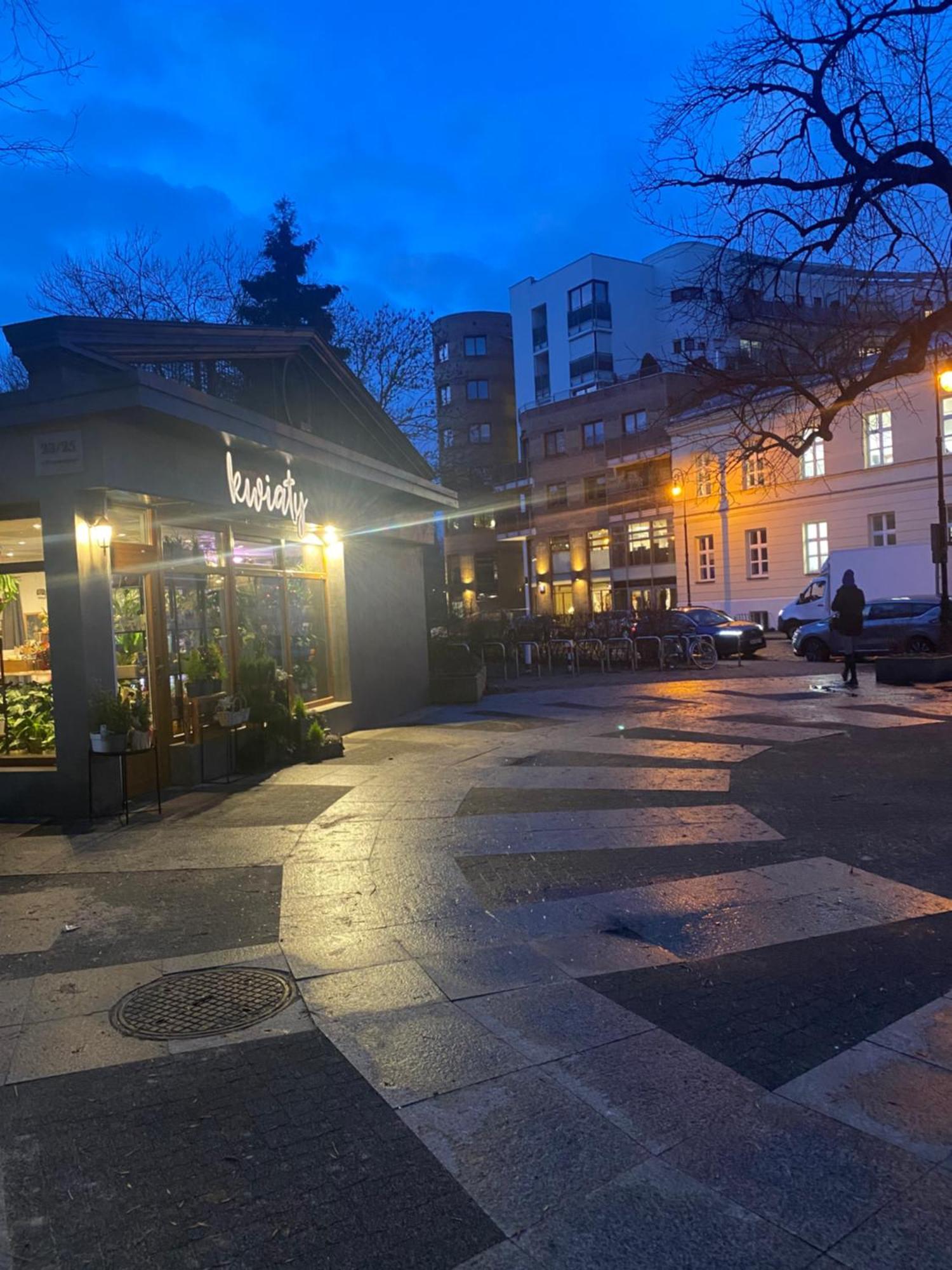 Komfortowy Apartament Na Florianskiej, Park Praski, Dw Wilenski,W Odleglosci Spaceru Od Starego Miasta, Milo Widziec Gosci Ze Zwierzetami Warschau Buitenkant foto